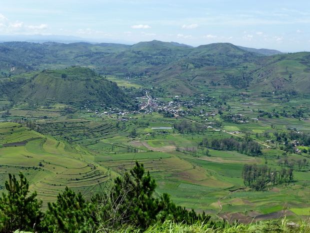 au sud dôme Ampary