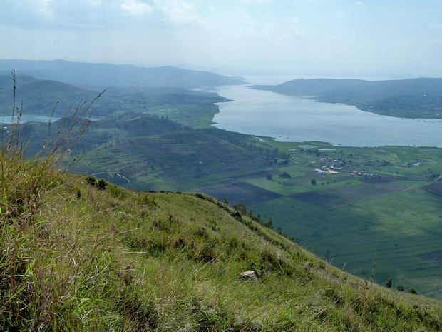 lac Ampefy