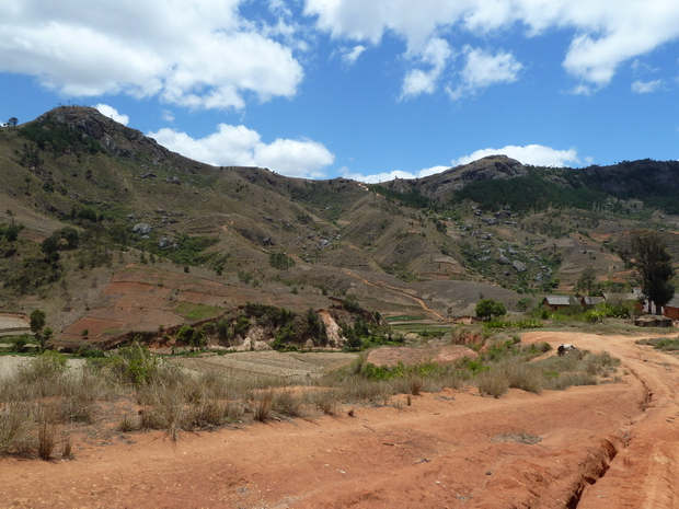 massifs d' Angavokely et d' Ambatomborona