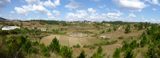 vers la colline Ambohimanga la source