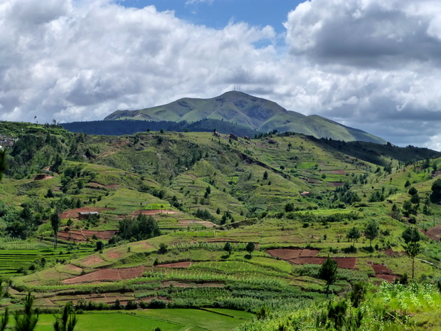 Antananarivo Ampefy circuit VTT de 143 km sur 2 jours massif Ambohimiangara