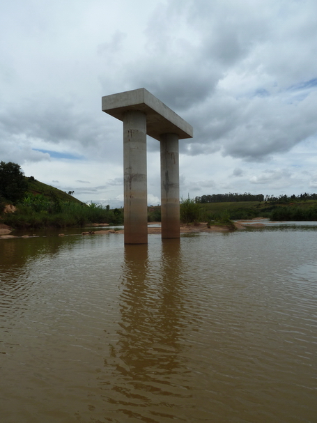 monument dédié à la corruption :-(