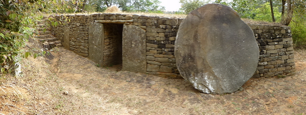 les portes d' Ambohimanga Vavahady Miandravahiny Ambony