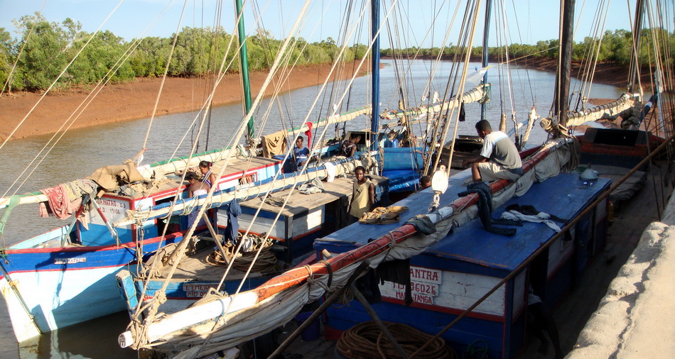 Circuits Ambatofinandrahana Morondava Maintirano