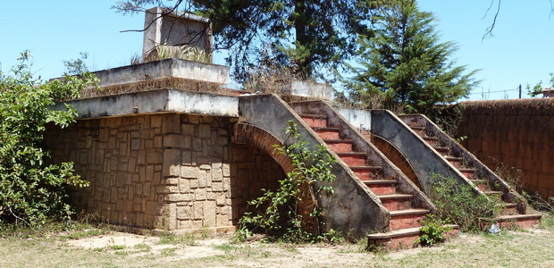 tombeau du poète malgache Jean Joseph RABEARIVELO