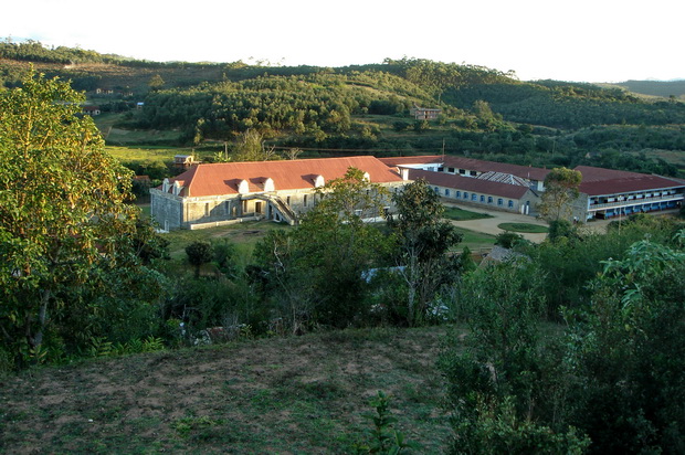 lac Mantasoa cité industrielle Jean Laborde