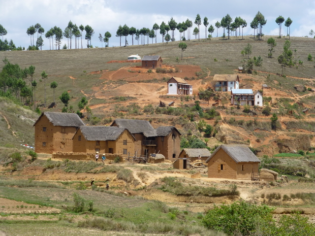 village Ampangabe