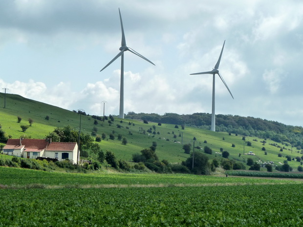 Eoliennes du mont de Fienne