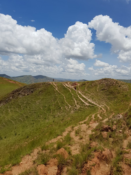 vers le nord sommet Ambohitso