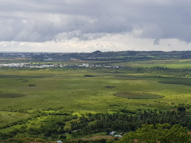 Zone humide coincée entre St Paul la RN1 et la route Tour des Roches