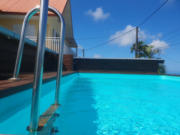 Piscine case petite île case petite île